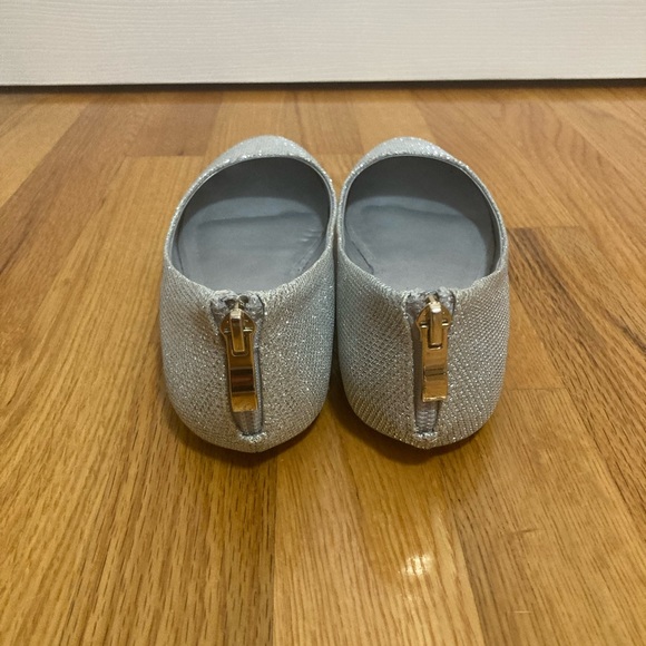 Call it Spring silver flats - size 7 US - Picture 5 of 6